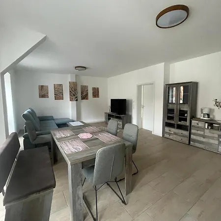 Ferien- Monteurwohnung Ilbenstadt, 3 Zimmer, 88 Qm, Betten Trennbar, 1 Stock * Ilbenstadt