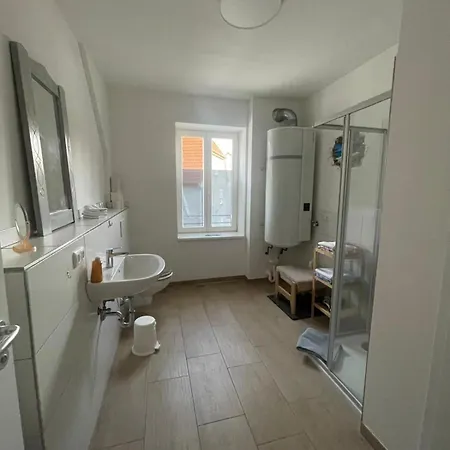 Apartmán Ferien- Monteurwohnung Ilbenstadt, 3 Zimmer, 88 Qm, Betten Trennbar, 1 Stock