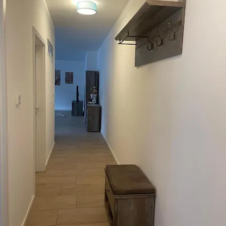 Ferien- Monteurwohnung Ilbenstadt, 3 Zimmer, 88 Qm, Betten Trennbar, 1 Stock * Ilbenstadt